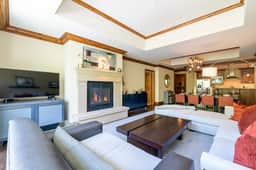 Cloud Nine at The Ritz-Carlton
