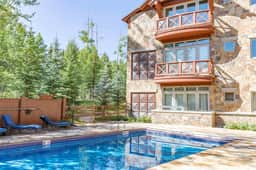 Ridgeview Retreat at the Lorian