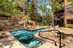 Slopeside Retreat at Flagstaff Lodge