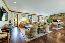 Sunshine Chalet at One Beaver Creek