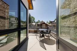 Transfer Haus