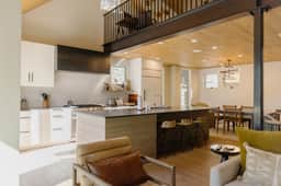 Transfer Haus