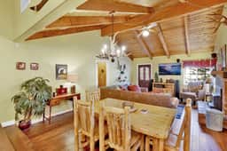 1235-Lazy Bear Lodge