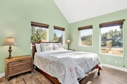 1826-Fawnskin Chalet