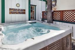 2028 - Whiskey Mountain Lodge
