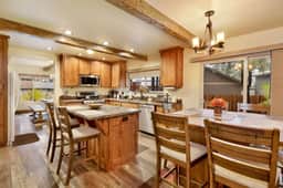 2080-Eagle Point Lodge