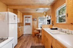 2096-Pinglewood Cabin