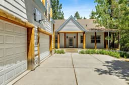 2524-Castlewood Retreat