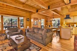 2561-Cub's Cabin
