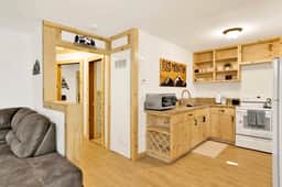 2559- Sugar Bear Chalet