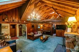 166-Hobbit House in Big Bear
