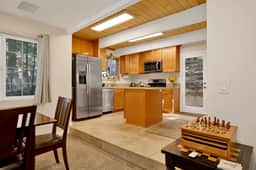 2656- Cottage at ToMolly's