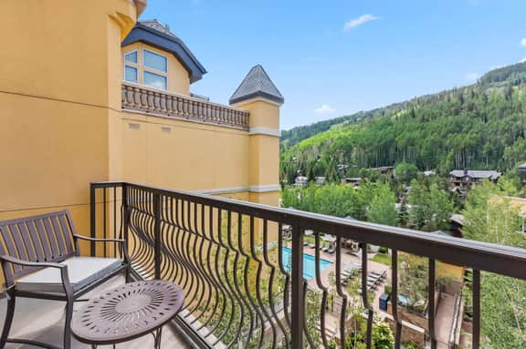 Eagle's Nest at the Ritz-Carlton