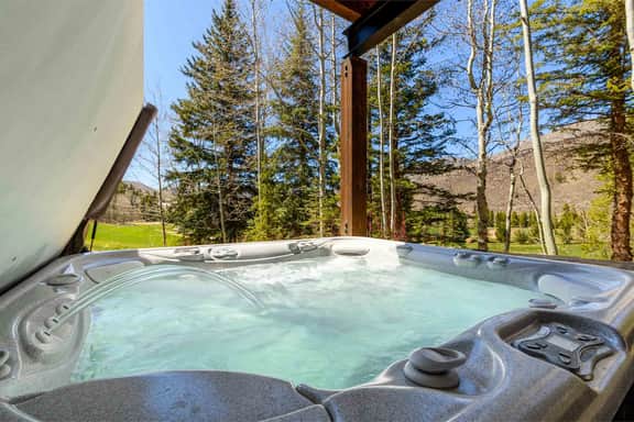 Fairway Views Estate At Vail Golf Club