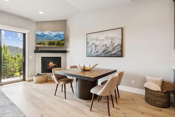 Holly Frost Chalet