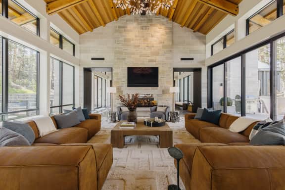 Lone Star Lodge