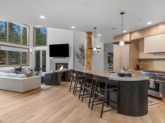 Red Pine Estate