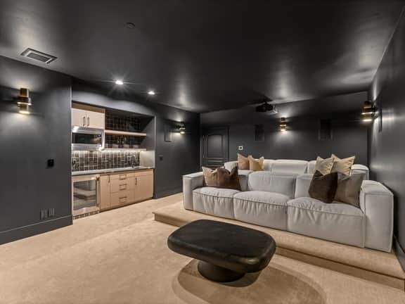 Red Pine Estate