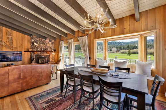 1443-Golf & Ski Retreat