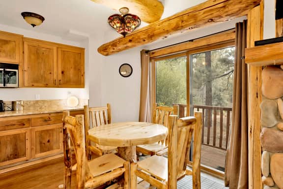 1494-Living Log Cabin