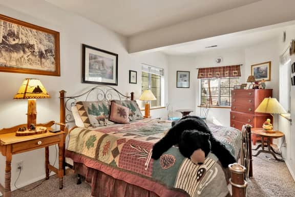 1945 - Idle Hours Inn