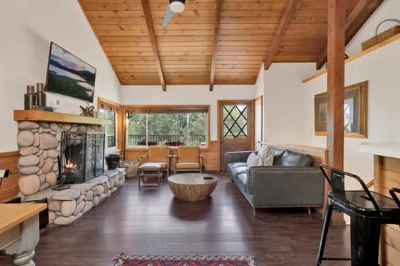 1977- Black Oak Cabin