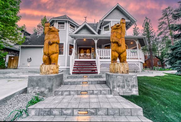 2008-Bears Palace Chalet