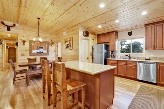 2353-Skyline Lodge