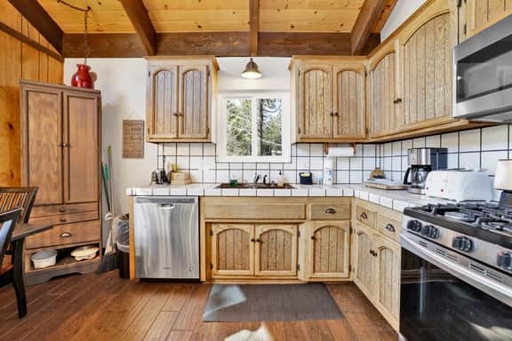 2419-Rustic Retreat