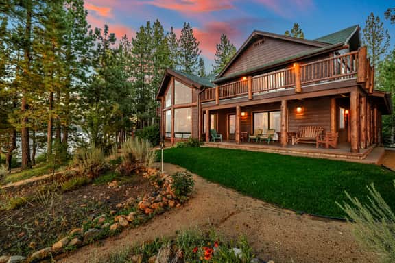 2471-Eagle Point Lake House