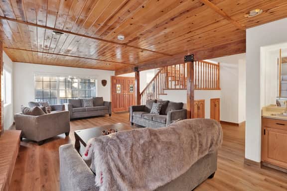 2530-Moonridge Heaven