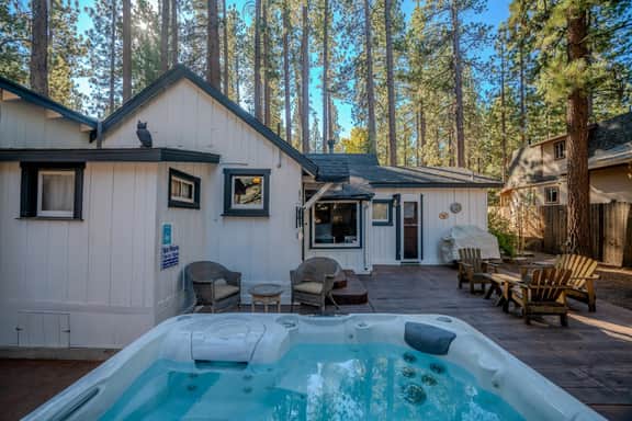 166-Hobbit House in Big Bear