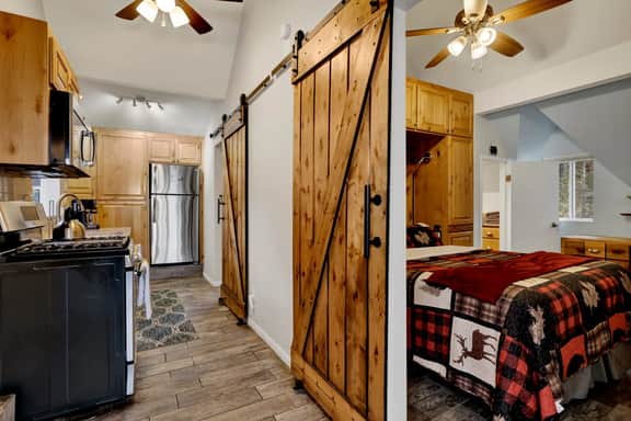 178-Castle Rock Cabin #1