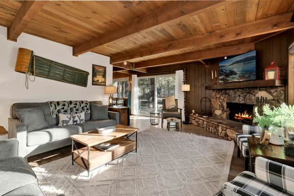 2594-Willow Bear Lodge