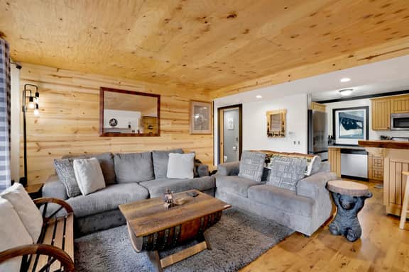 2558 - Highland Hideaway