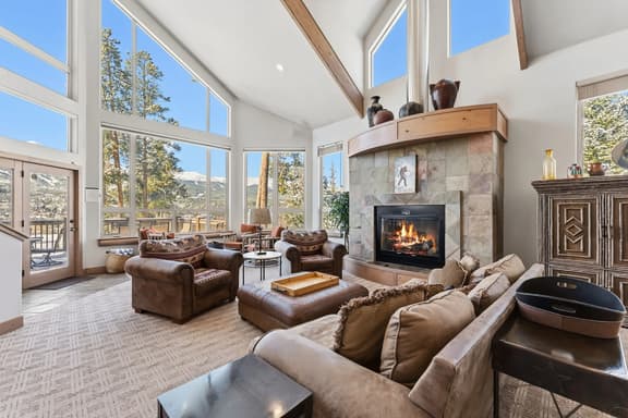 Aspenglow Chalet Above Downtown