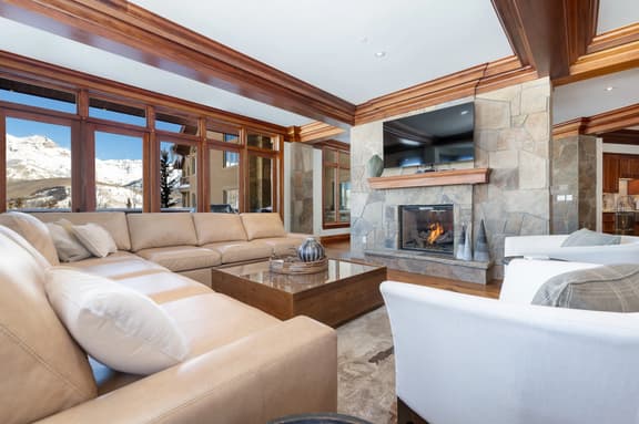 Grandview Chateau at the Lorian