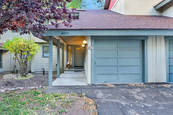 1218-Bear Golf Inn