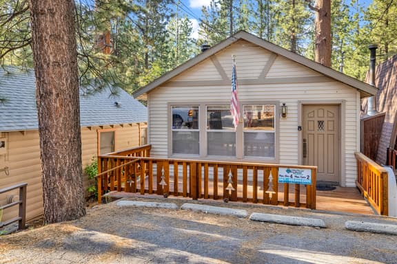 1529-Cedar Pines