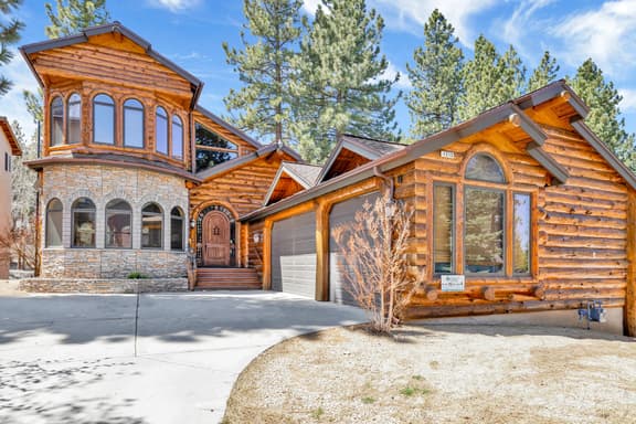 2202-Wolf Creek Castle