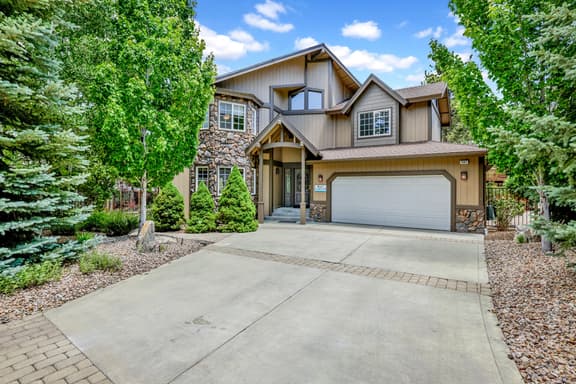 2312-Lakefront Village Castle