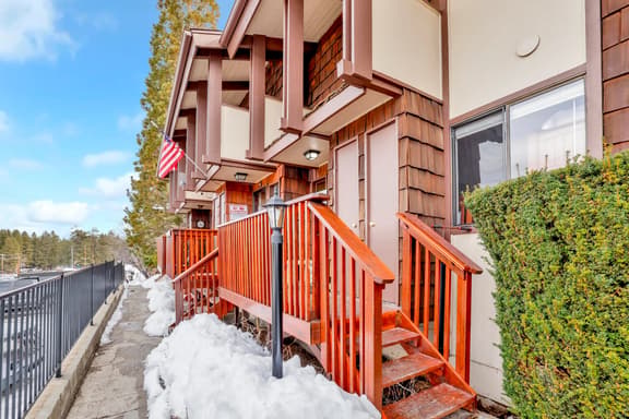 2461-Smith Summit Chalet
