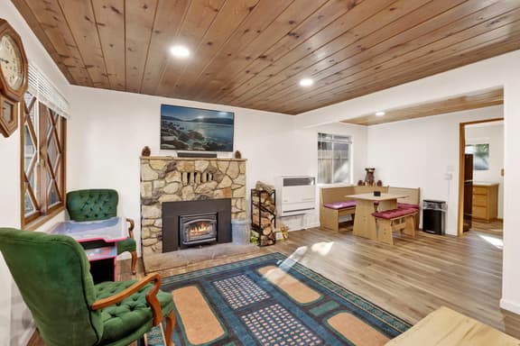 2492-Highland Oaks Retreat