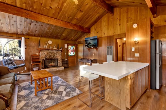 2583-Bernhardt Brown Bungalow